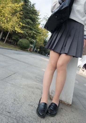 《爱的迫降》电视剧